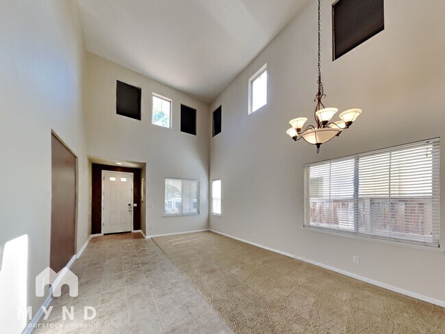 Foto del edificio - 3532 Silverwood Rd