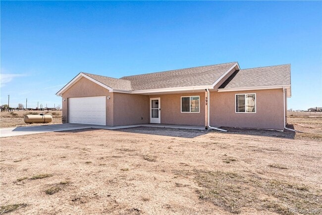 Building Photo - NO HOA and LOTS OF RV PARKING!  1.26 ACRE ...