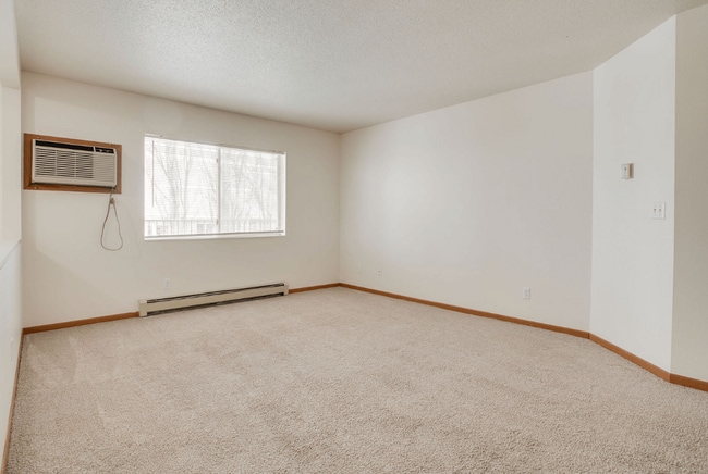 Building Photo - Sandstone Apartments