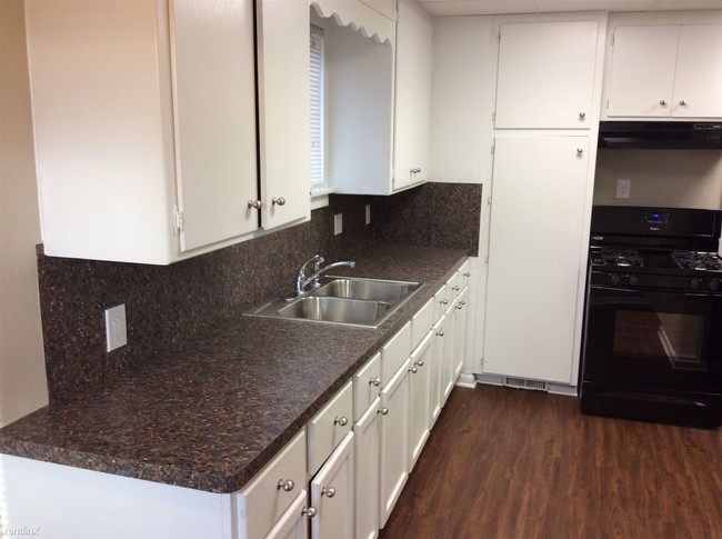 Foto del edificio - 4 br, 2 bath House - 3343 Morgan Avenue