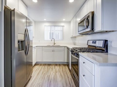 Foto principal - 202 S Nevada St