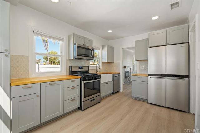 Foto del edificio - 3703 Meade Ave