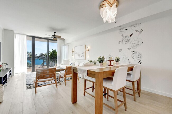 Foto del edificio - 1116 N Ocean Blvd