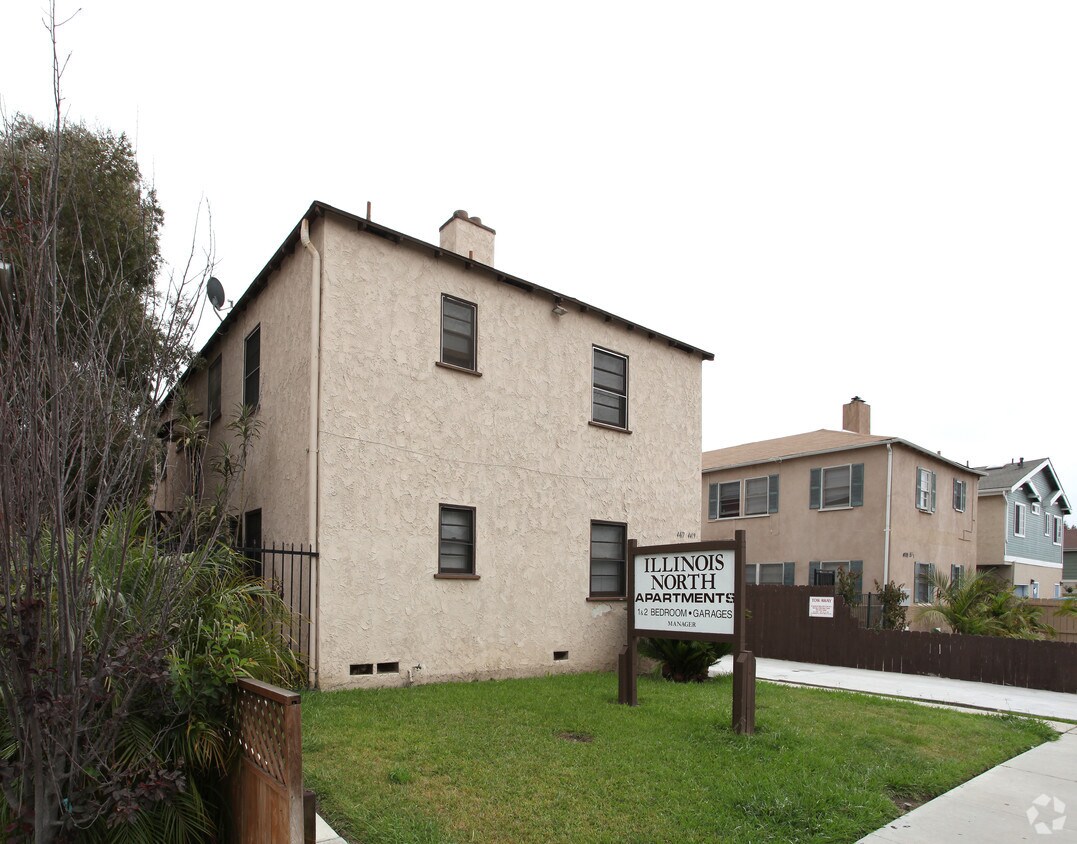 Foto del edificio - 4417-4423 Illinois St