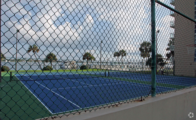 Foto del edificio - Sabine Yacht and Racquet Club