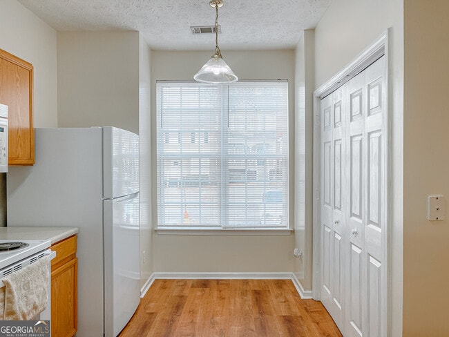 Building Photo - 38 Timber Ridge Dr