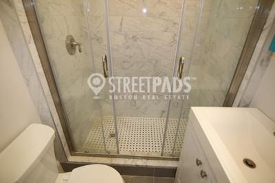 Building Photo - 2 bedroom in Boston MA 02115
