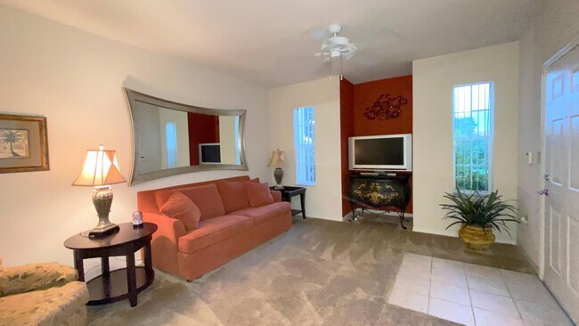 Foto del edificio - 124 SW Peacock Blvd