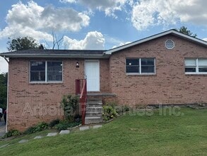 Building Photo - 905 Kendrick Creek Rd