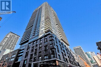 Building Photo - 115-3115 Blue Jays Way