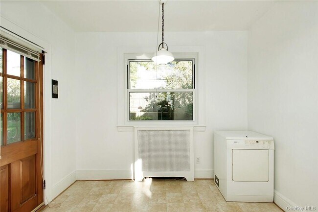 Foto del edificio - 14 Oakridge Pl