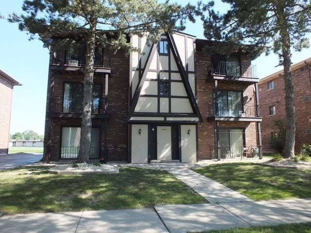Building Photo - 5722 Independence Ave