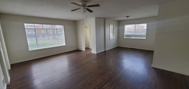 Photo - 4 bed, 2 Bath, 1100 SF with washer/dryer hookups, large, fenced yard and garage. House