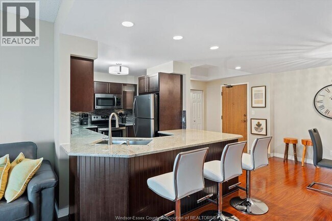 Building Photo - 4789 Riverside Dr E