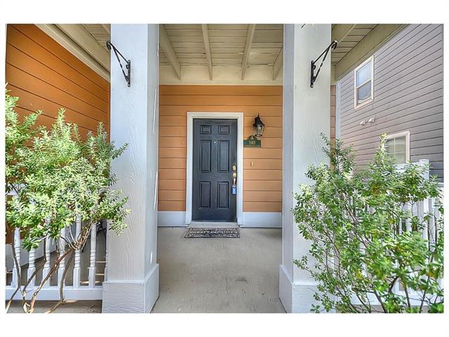 Foto del edificio - 940 Charleston Ln