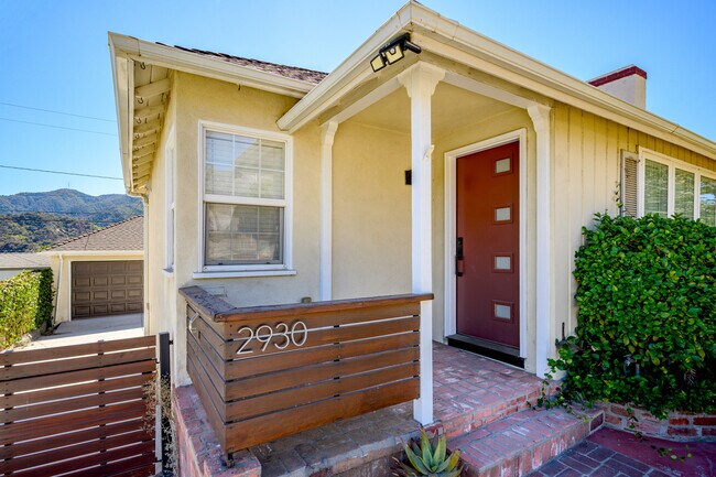Building Photo - 2930 Mayfield Ave