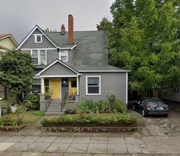 Building Photo - 1823-1825 SE Morrison St