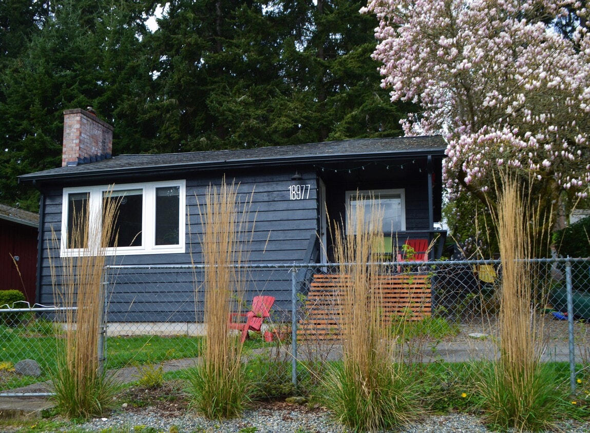 18977 Angeline Ave NE, Suquamish, WA 98392 House Rental in Suquamish