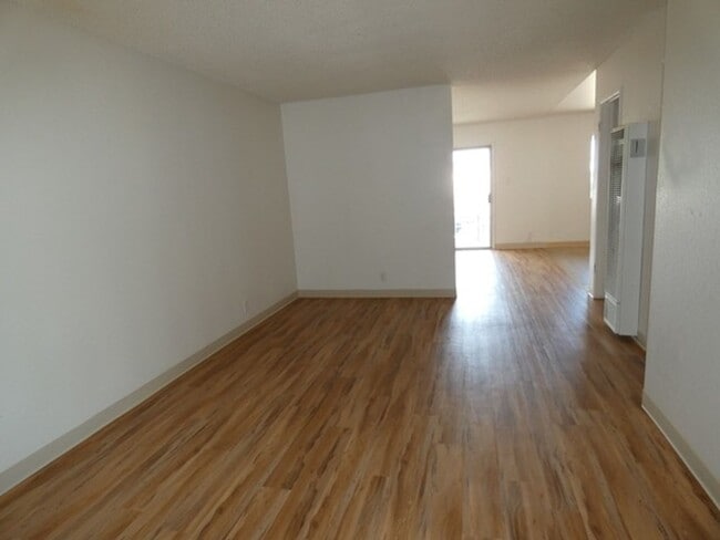 Foto del edificio - One Bedroom Apartment in Santa Maria