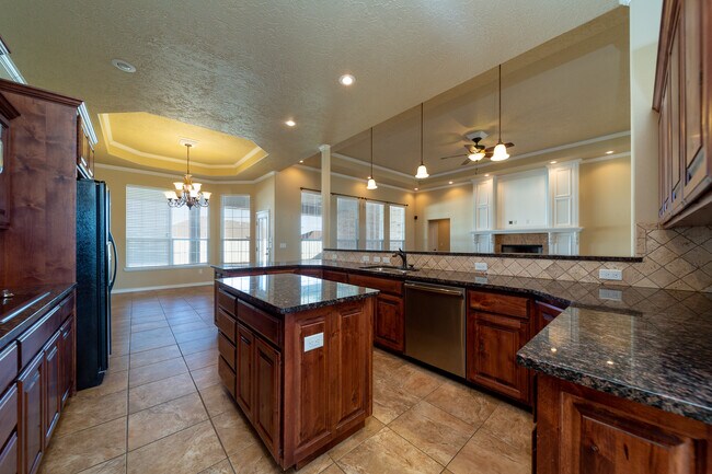 Building Photo - 4305 Springwood Dr