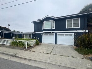 Building Photo - 520 Laguna St