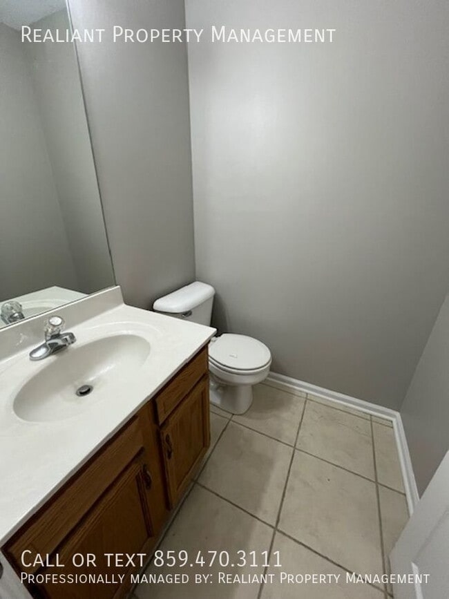 Photo - 210 Coburn Dr House