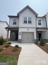 Building Photo - 233 Kenoot Dr