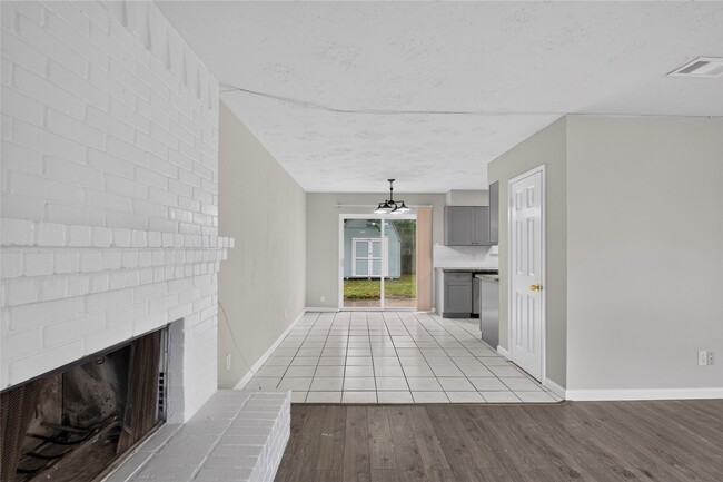 Foto del edificio - 4343 Brookhead Trail