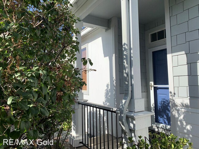 Foto del edificio - 3 br, 2 bath House - 2355 Blue Canyon Court