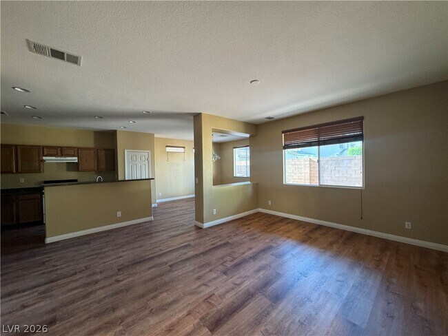 Foto del edificio - 9053 Wine Cellar Ave