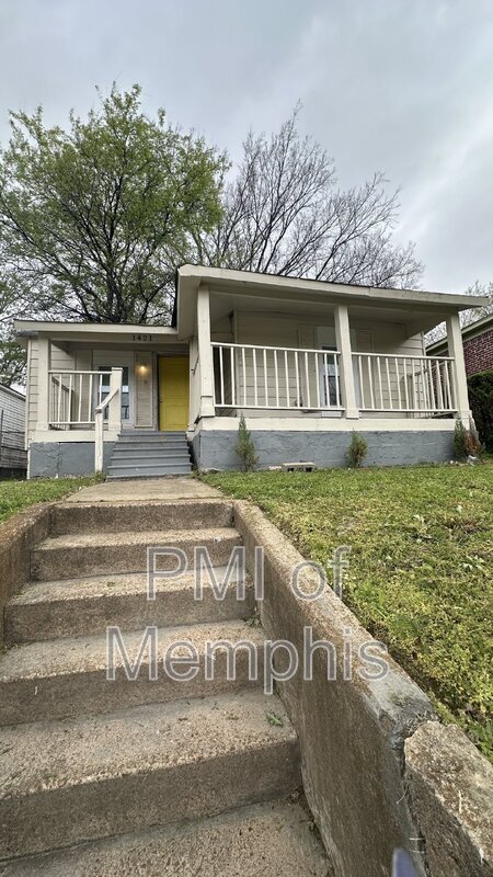 Primary Photo - 1421 James St