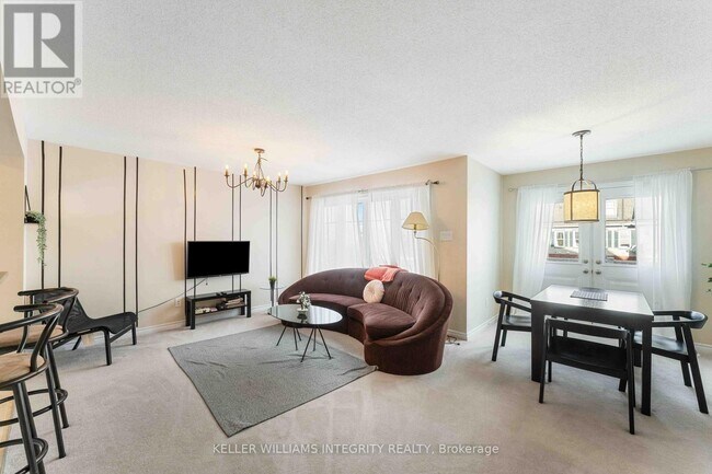 Building Photo - 319 Sweet Grass Circle