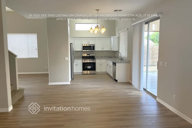 Foto del edificio - 14342 W Avalon Dr