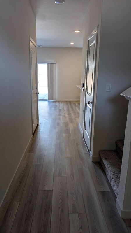 Foto del edificio - 4794 Sami Jo Dr