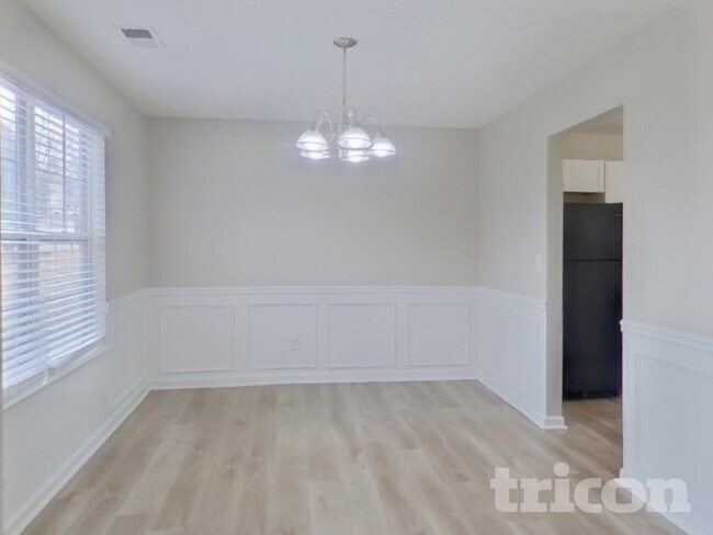 Foto del edificio - 471 Sawtooth Ln