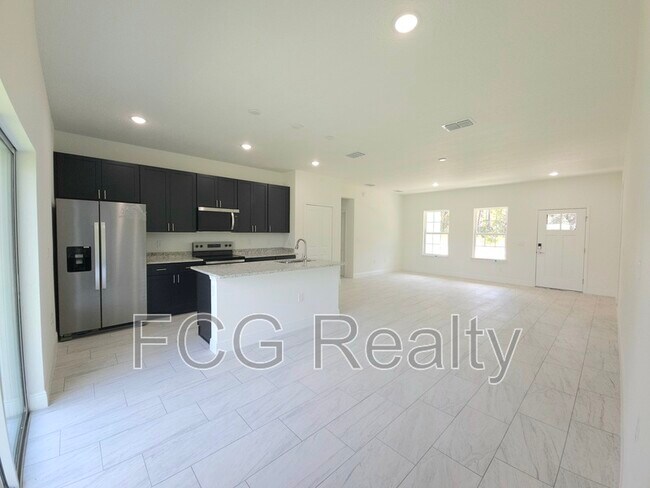 Foto del edificio - 3895 W Keene Ln