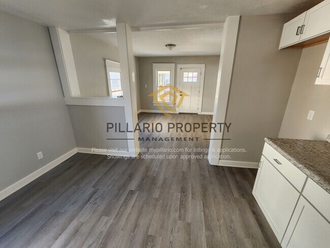 Building Photo - Cozy 3 bedroom home in Grace Tuxedo Park a...