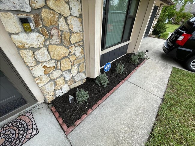 Foto del edificio - 35 Westbrook Ln