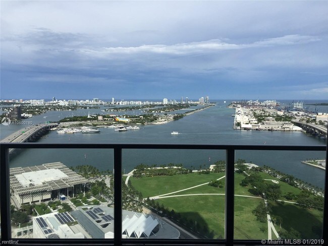 Foto del edificio - 1 br, 2 bath  - Marquis Condo