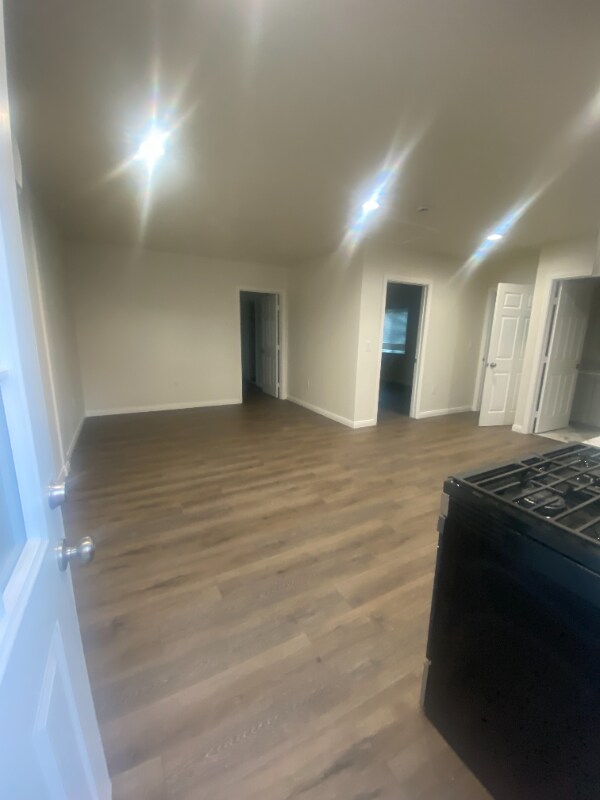 Foto del edificio - 6753 Citronell Ave