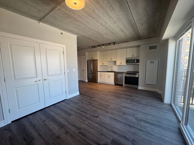 Foto del edificio - 952 W Carmen Ave