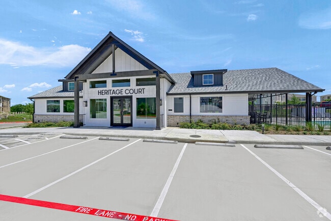Heritage Court Luxury Townhomes - Heritage Court Luxury Townhomes *Now Open