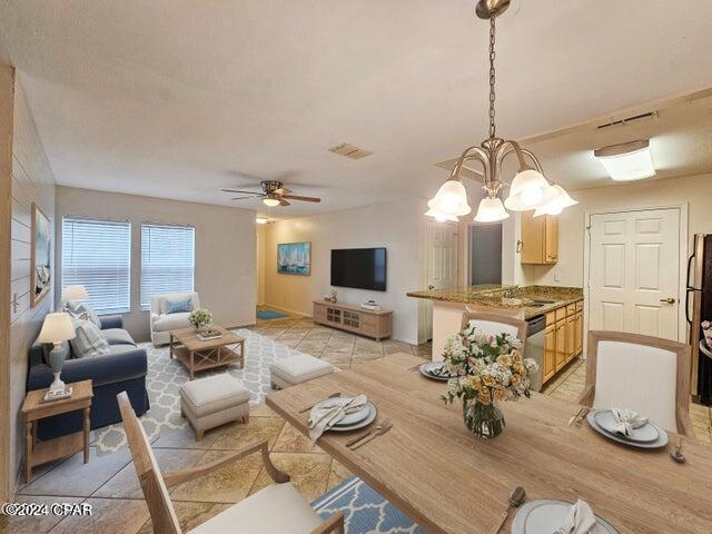 Foto del edificio - 707 Lighthouse Rd