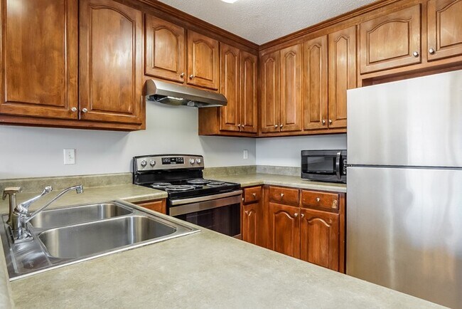 Building Photo - Charming 3 Bedroom Tuscaloosa Home