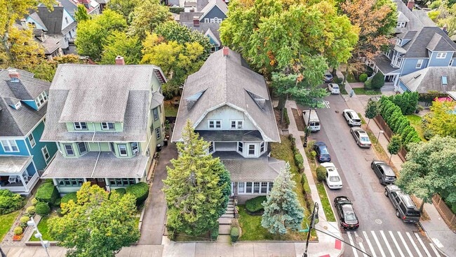 Photo - 1200 Beverley Rd Apartment