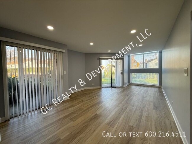 Building Photo - 1227 Ranchview Ct