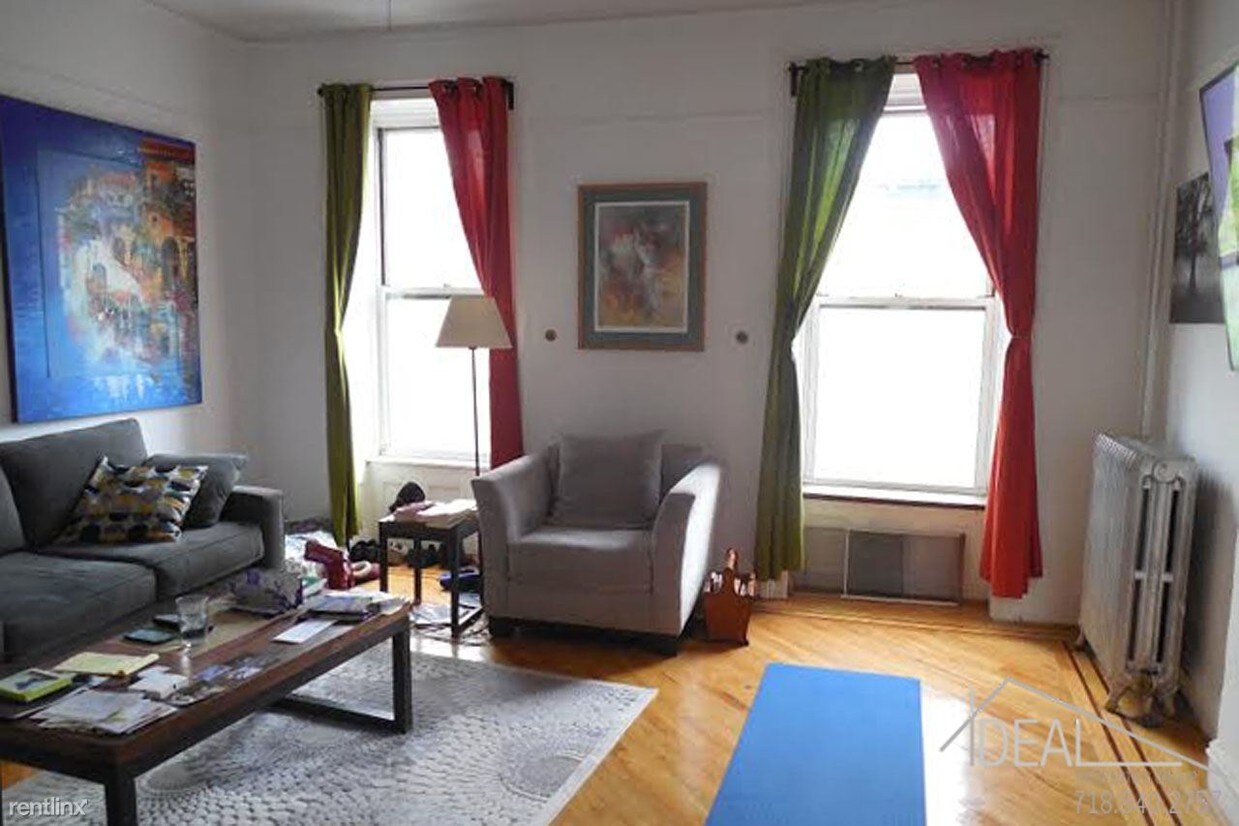 Primary Photo - 383 Union St