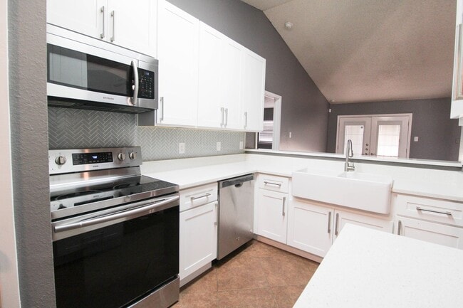 Building Photo - 6203 Berrywest Dr