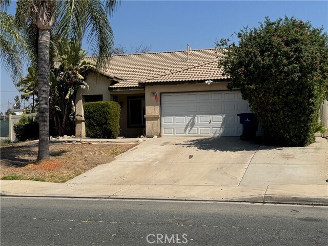 Foto principal - 1102 Clark St