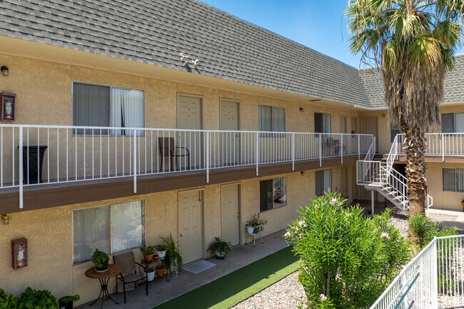 Building Photo - Kelso Vista Apartments